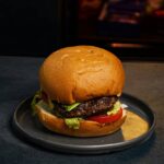 همبرگر مخصوص - باشگاه ورزشی امیرغزال